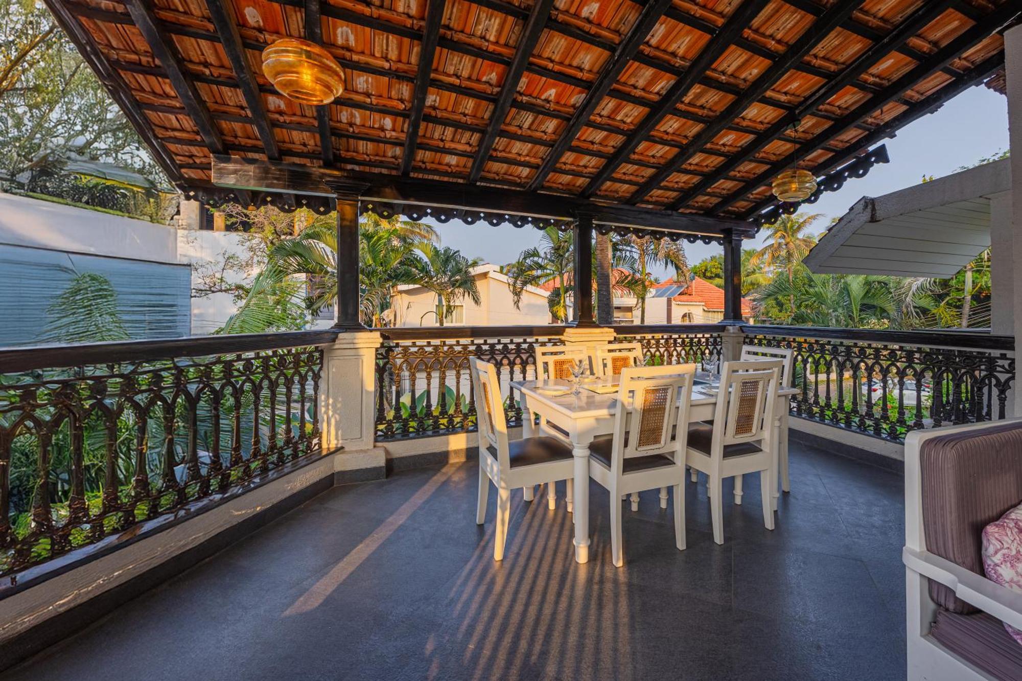 Elivaas 4 Bhk Villa Near Beach With Private Pool & Bar - Casa Boa Vida Candolim Exterior foto
